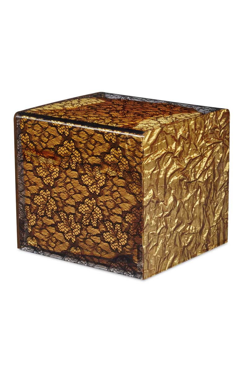 Urne Cinéraire plexiglas casador pour obsèques de couleur or avec motifs à fleurs